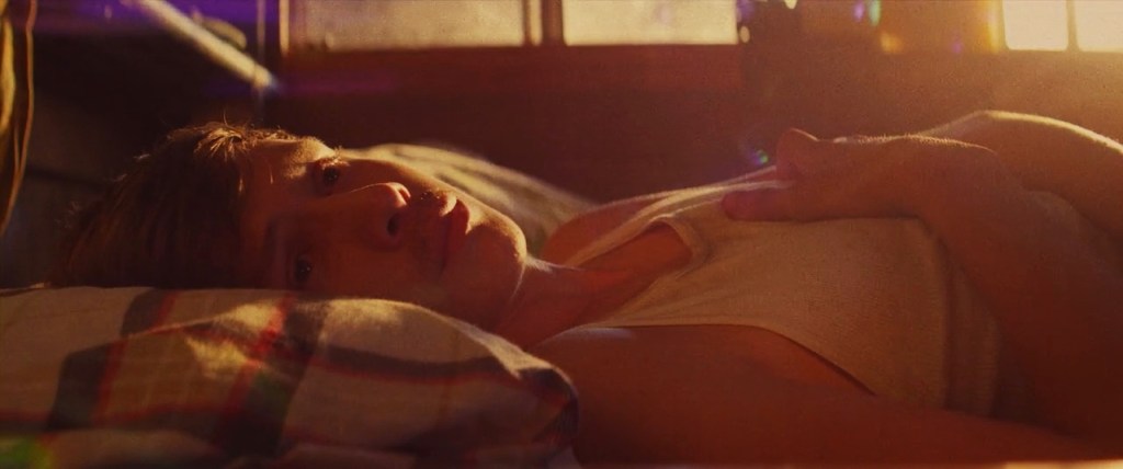 The.Kings.of.Summer.2013.720p.BluRay.x264.YIFY.mp4_003388134